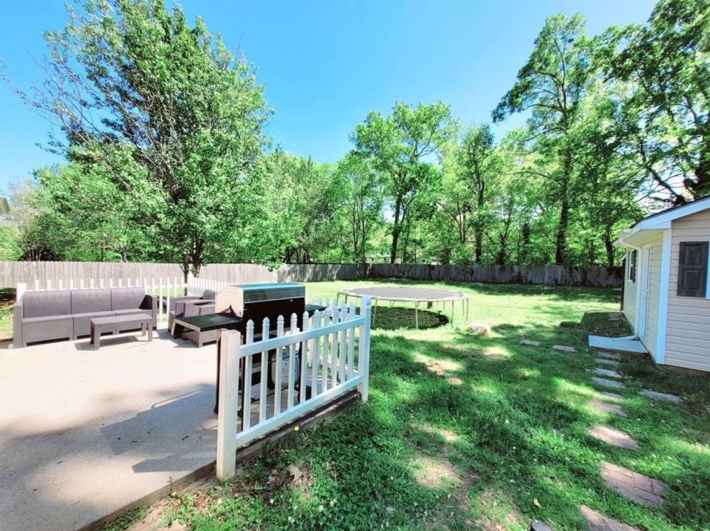 11 Ashley Oaks Trl, Rome GA  30165-9783 exterior