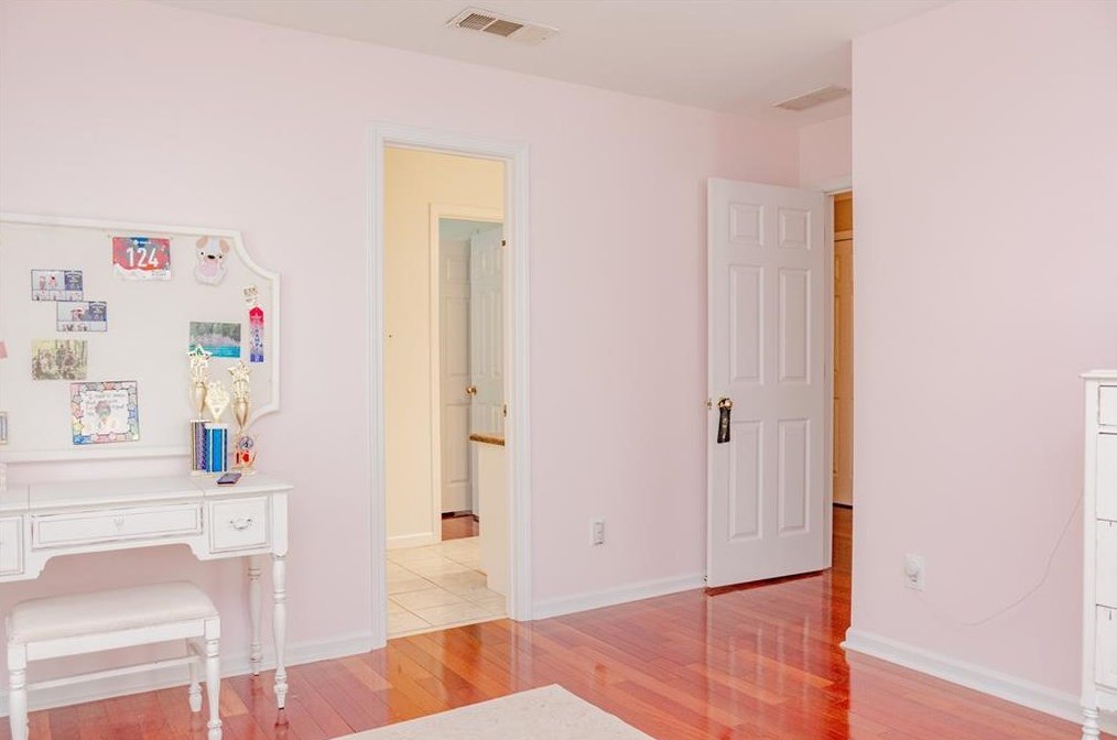 925 Linkside Ter, Alpharetta GA  30005-7842 exterior