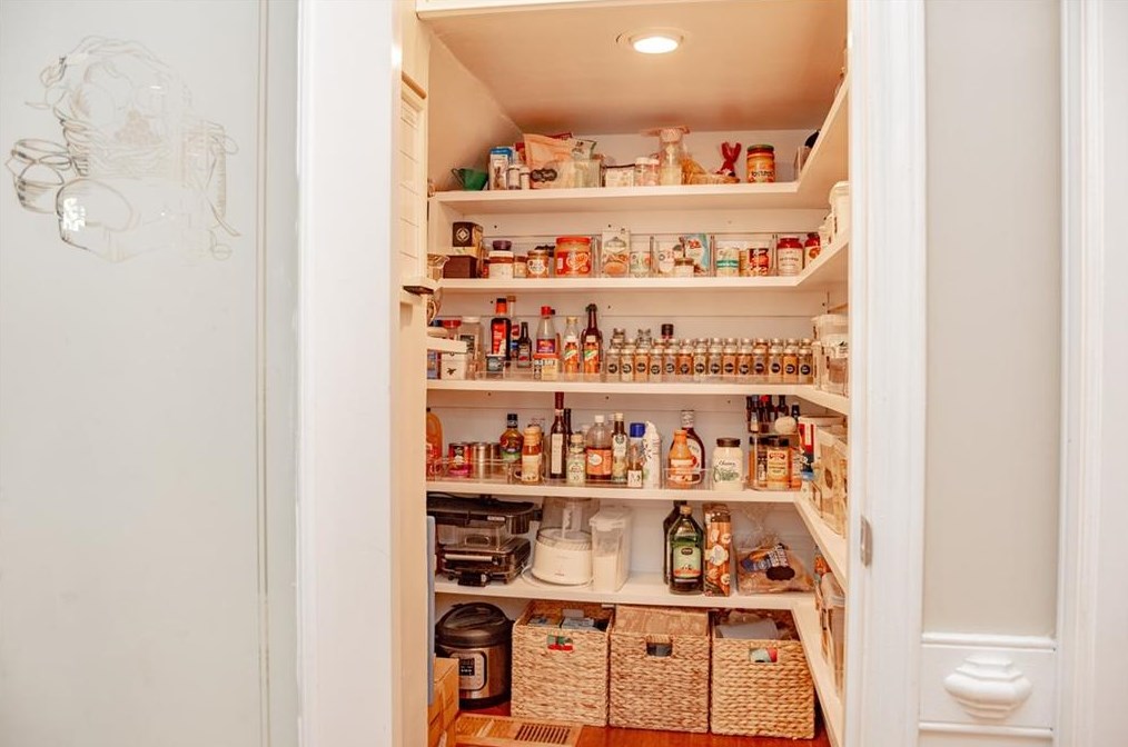 925 Linkside Ter, Alpharetta GA  30005-7842 exterior