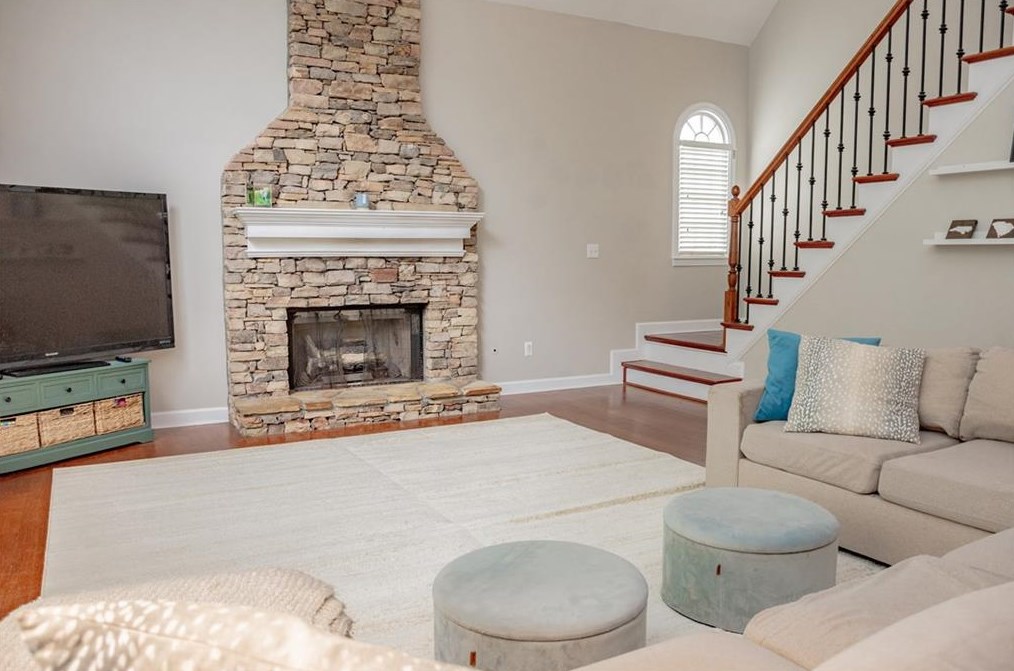 925 Linkside Ter, Alpharetta GA  30005-7842 exterior