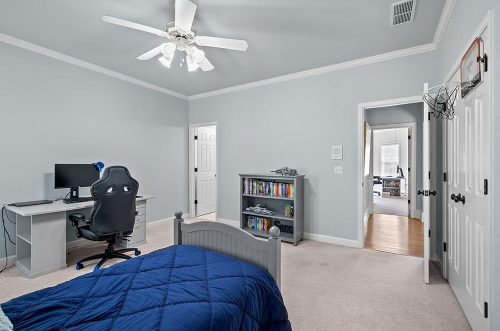 1065 Lake Shore Overlook, Alpharetta GA  30005-6983 exterior