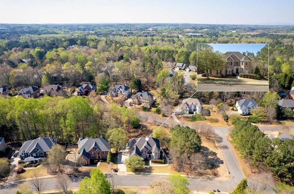 1065 Lake Shore Overlook, Alpharetta GA  30005-6983 exterior