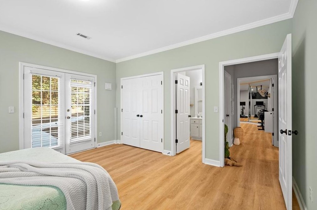 1065 Lake Shore Overlook, Alpharetta GA  30005-6983 exterior