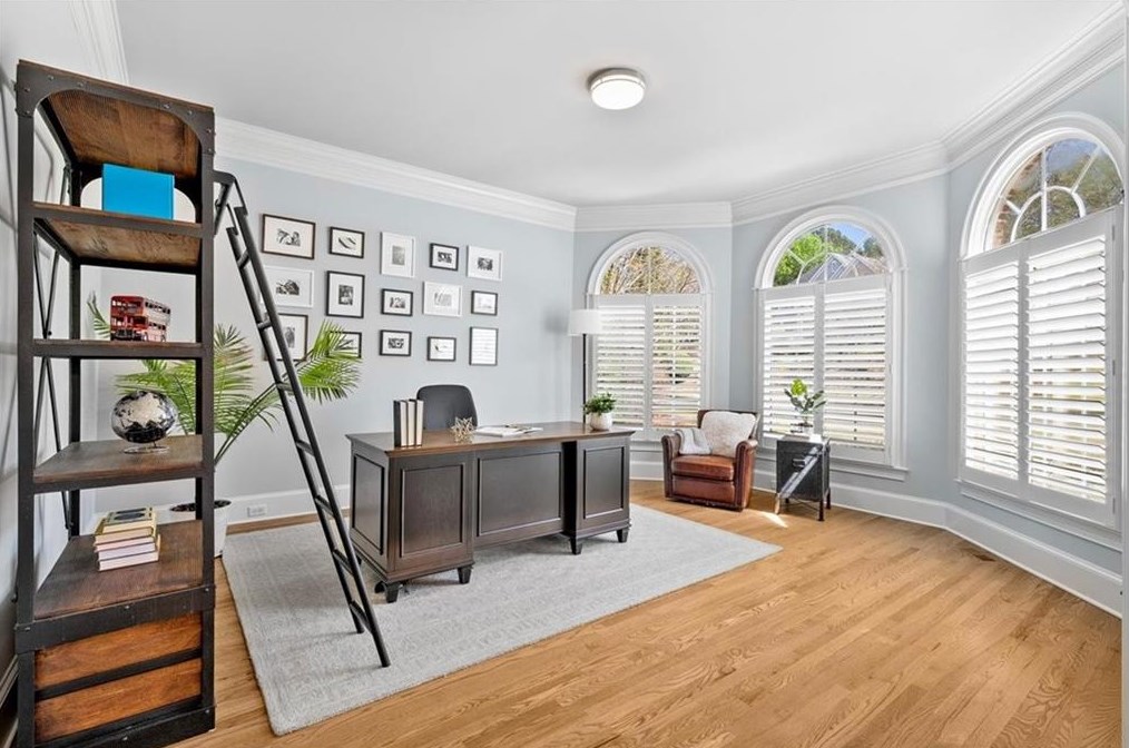 1065 Lake Shore Overlook, Alpharetta GA  30005-6983 exterior