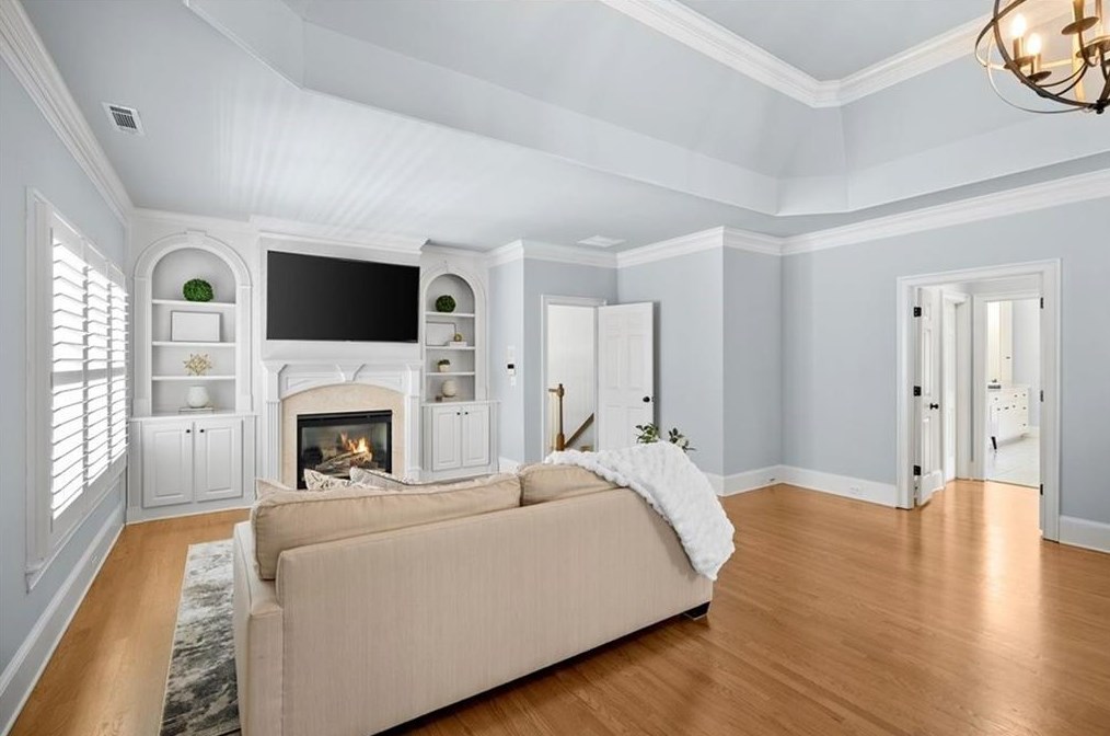 1065 Lake Shore Overlook, Alpharetta GA  30005-6983 exterior