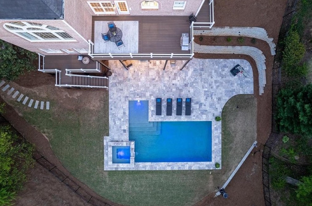 1065 Lake Shore Overlook, Alpharetta GA  30005-6983 exterior