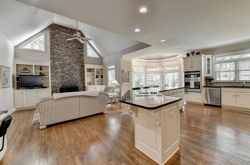 10575 Oxford Mill Cir, Alpharetta, GA 30022-6371