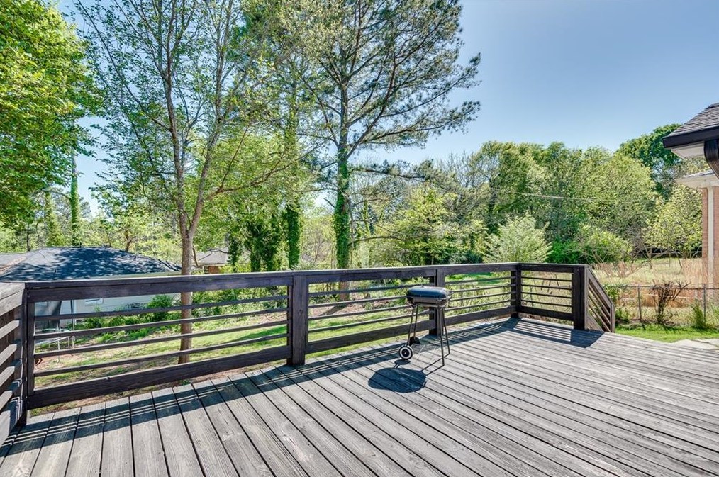 2259 Alpha Dr, Decatur GA  30032-5403 exterior