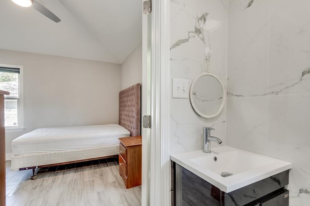 2259 Alpha Dr, Decatur GA  30032-5403 exterior