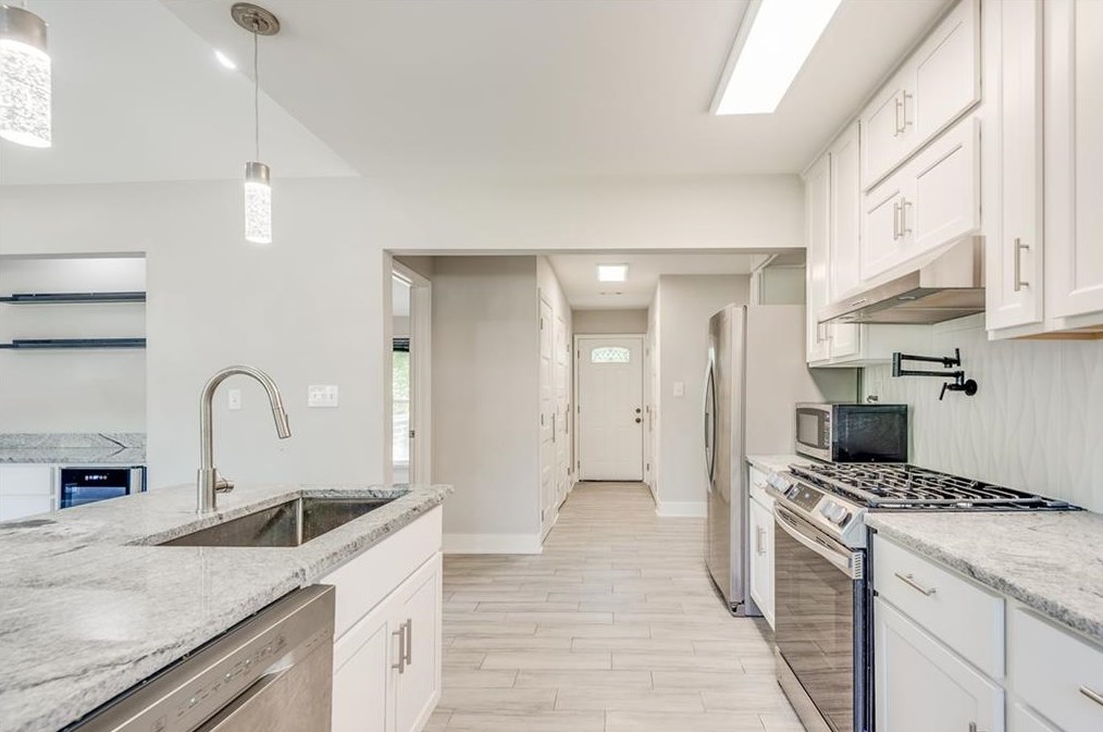 2259 Alpha Dr, Decatur GA  30032-5403 exterior