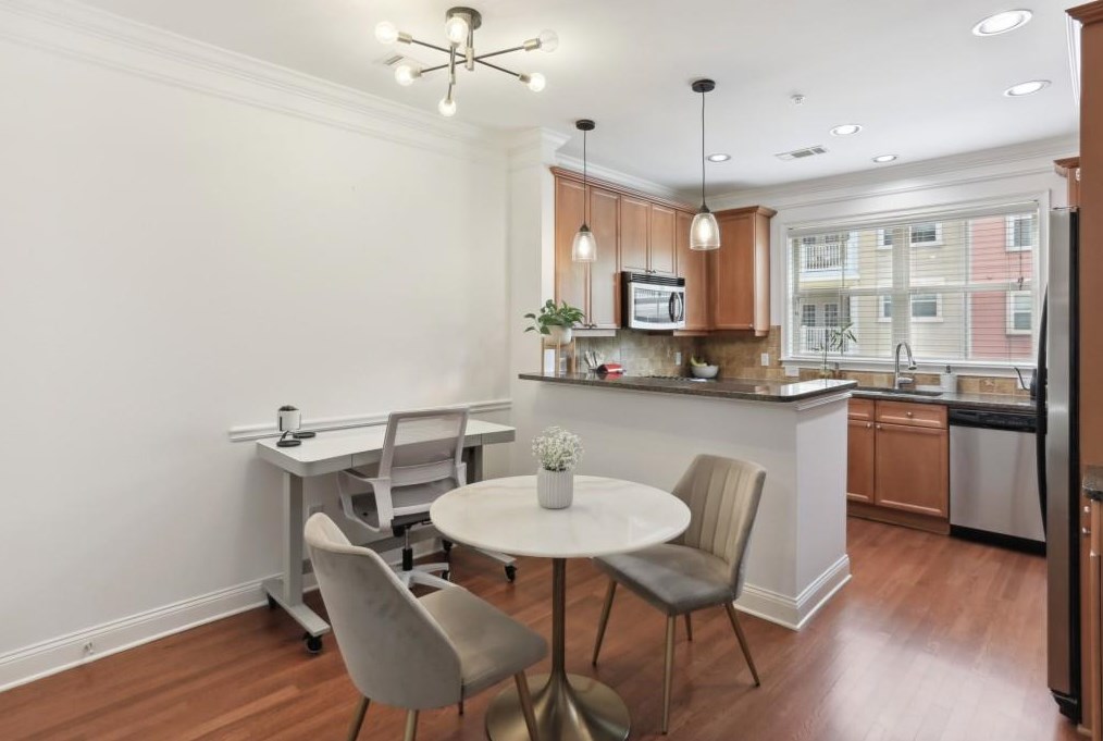 331 Perimeter Walk, Atlanta, GA 30338-7504