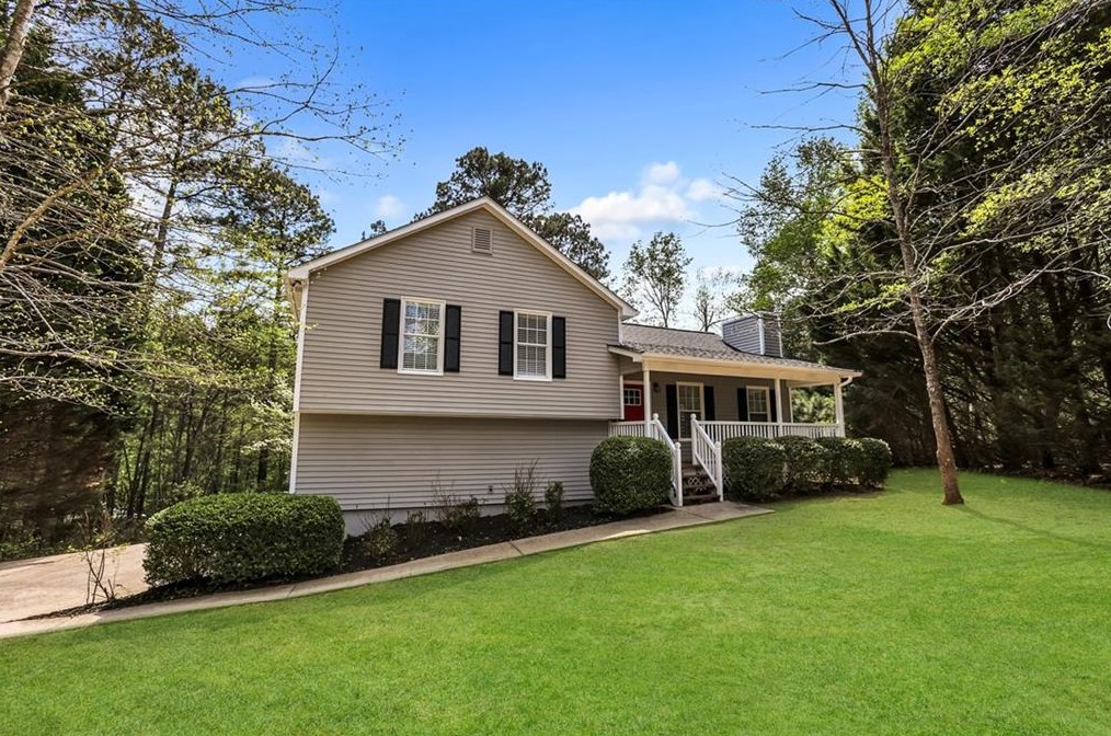 50 Lady Morgan Ln, Dallas, GA 30157