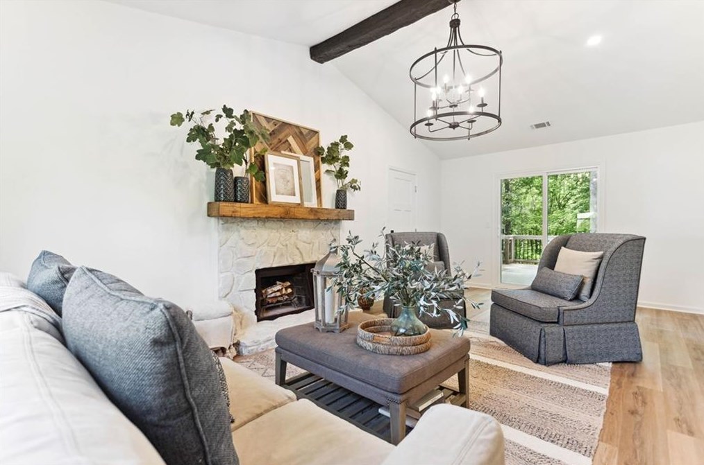 104 Birch Rill Dr, Alpharetta GA  30022-8558 exterior