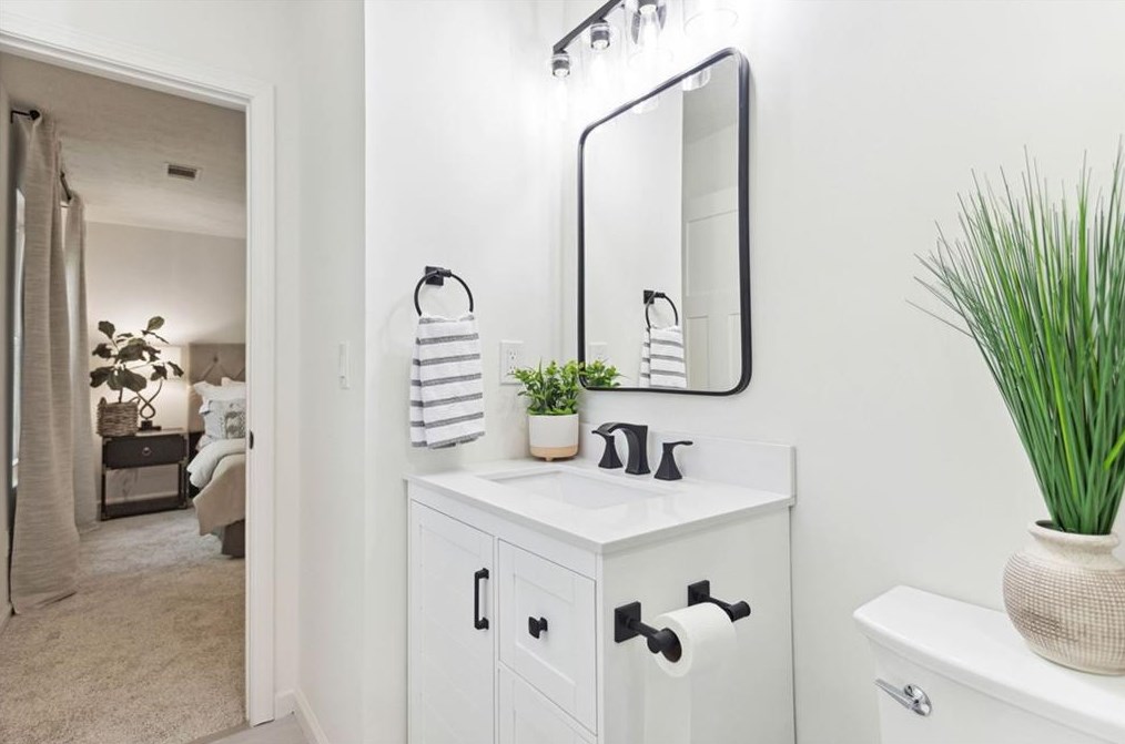 104 Birch Rill Dr, Alpharetta GA  30022-8558 exterior