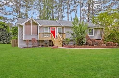 2844 Sawgrass Trl Sw, Lilburn, GA 30047