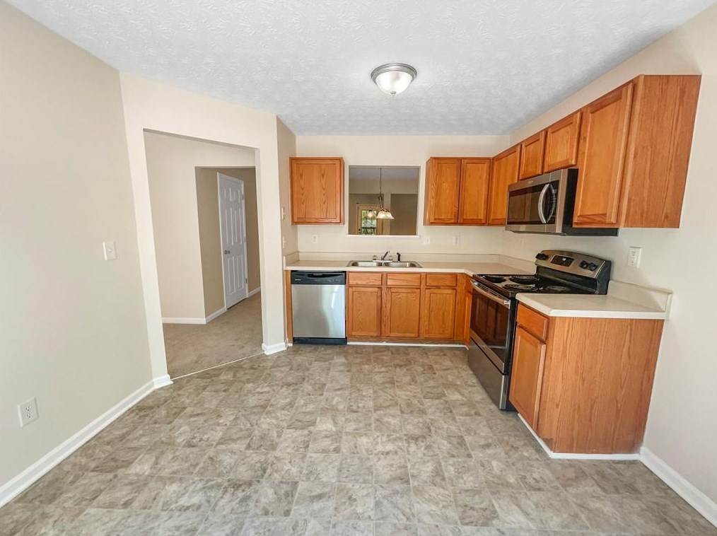 3325 Waldrop Trl, Decatur GA  30034-7424 exterior