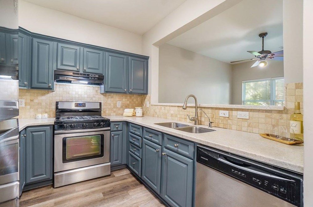 1502 Dancing Fox Rd, Decatur GA  30032-7420 exterior