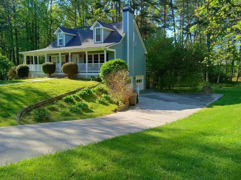 1985 Emerald Dr, Cumming, GA 30040-3535