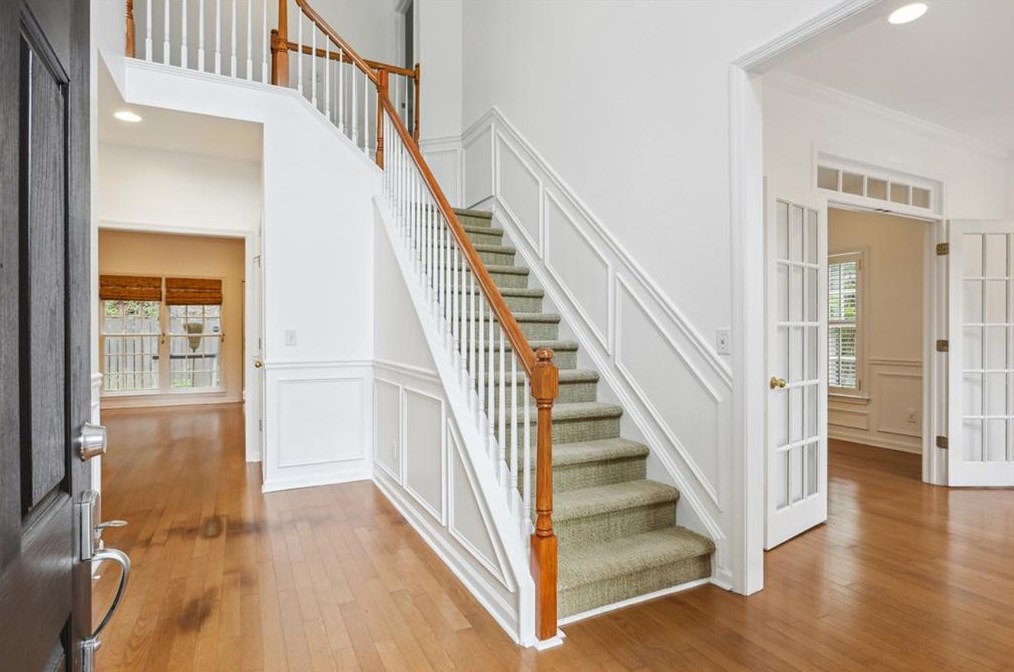 295 Vickery Way, Roswell, GA 30075