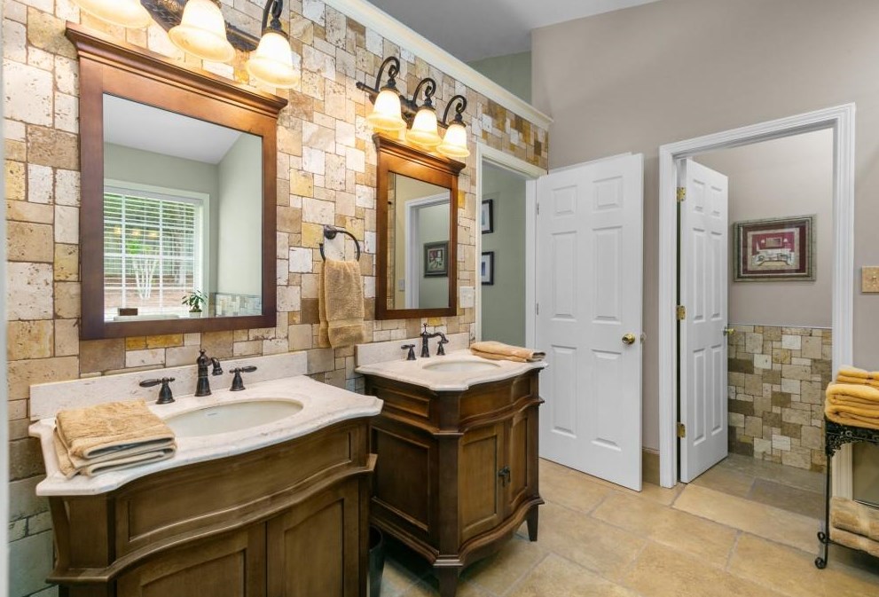 161 Carleton Gold Trl, Dacula GA  30019-6574 exterior