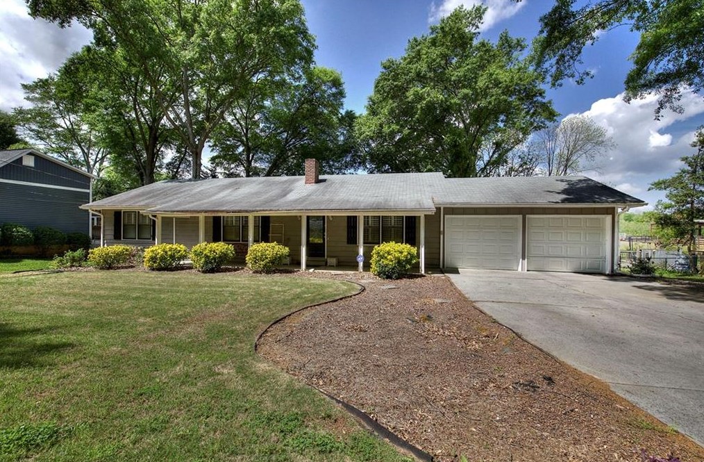 17 Granger Dr, Euharlee, GA 30120-3449
