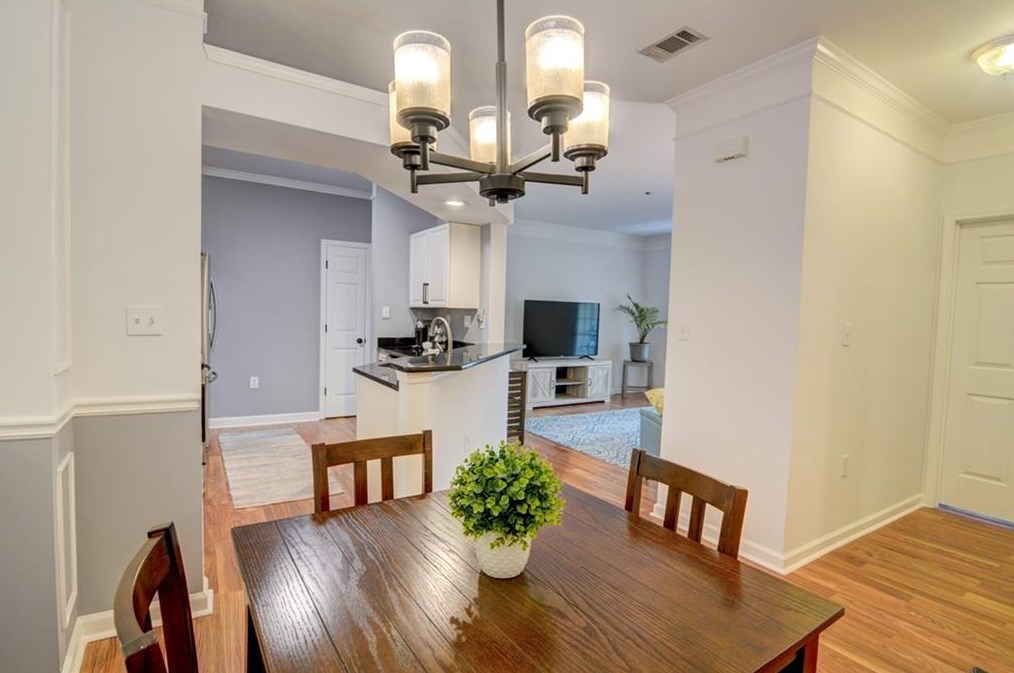 613 Sandringham Dr, Alpharetta GA 30004-4972 exterior