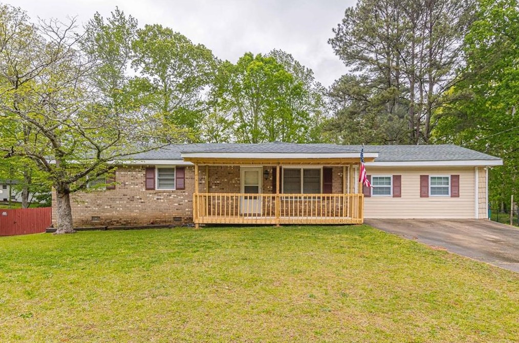 3681 Briar Dr, Lithia Springs, GA 30122-3404