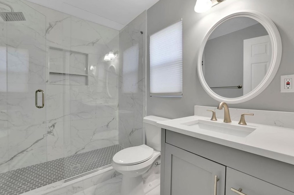 2866 Joyce Ave, Decatur GA  30032-4324 exterior