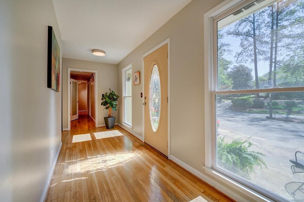 11350 Cranwood Cv, Roswell GA  30075-2469 exterior