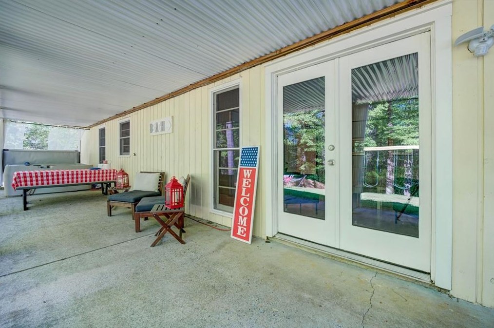 11350 Cranwood Cv, Roswell GA  30075-2469 exterior
