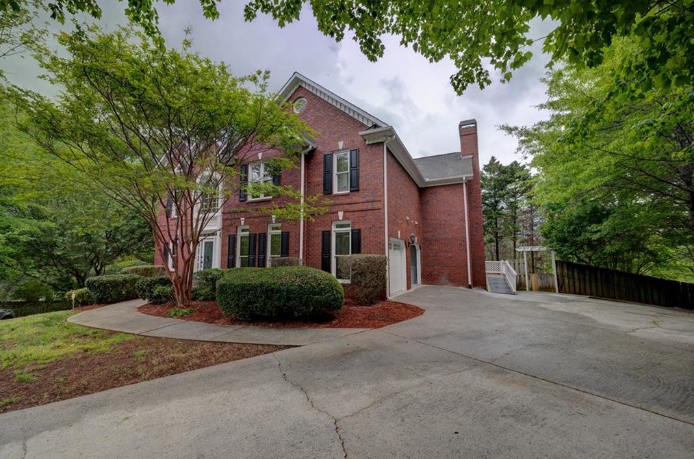 1470 Fallsbrook Ct, Acworth, GA 30101-7809