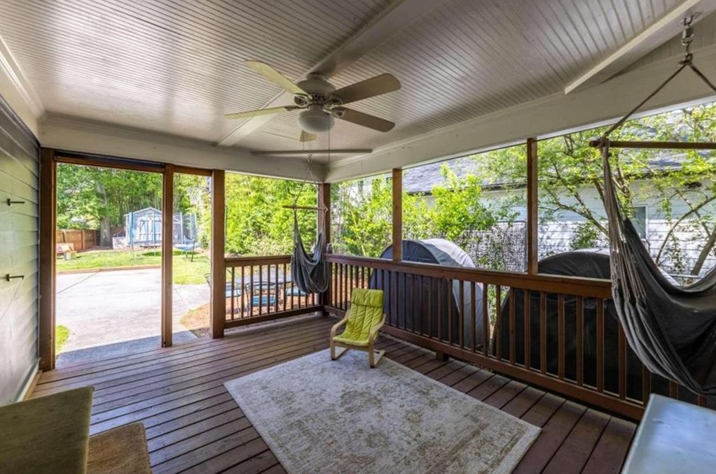 20 Walthall St, Atlanta GA  30307-2623 exterior