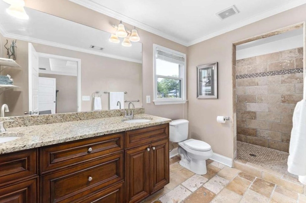 20 Walthall St, Atlanta GA  30307-2623 exterior