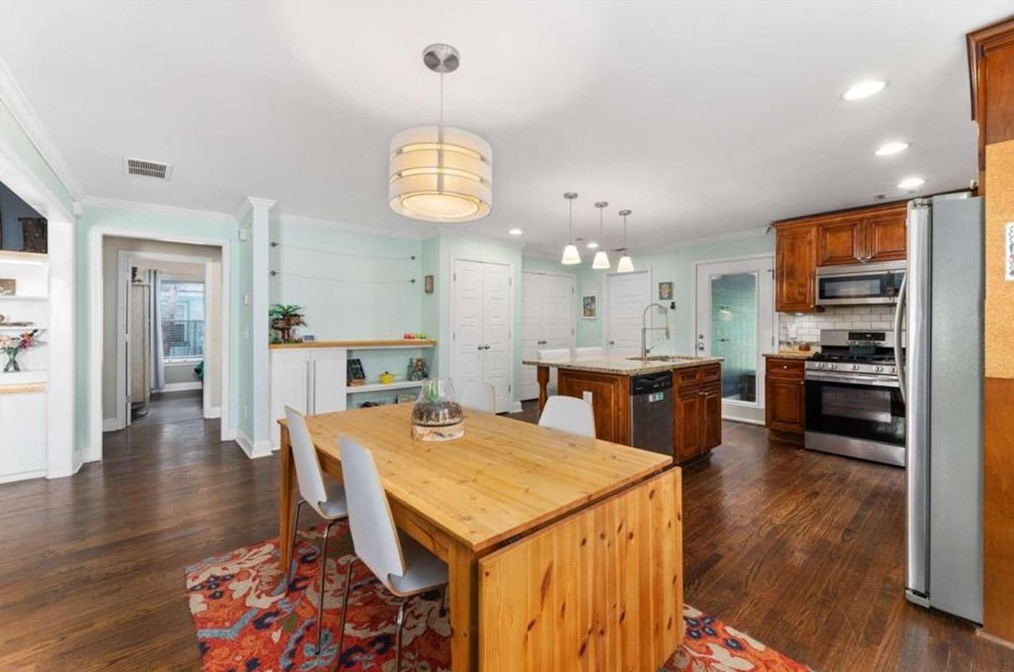 20 Walthall St, Atlanta GA  30307-2623 exterior