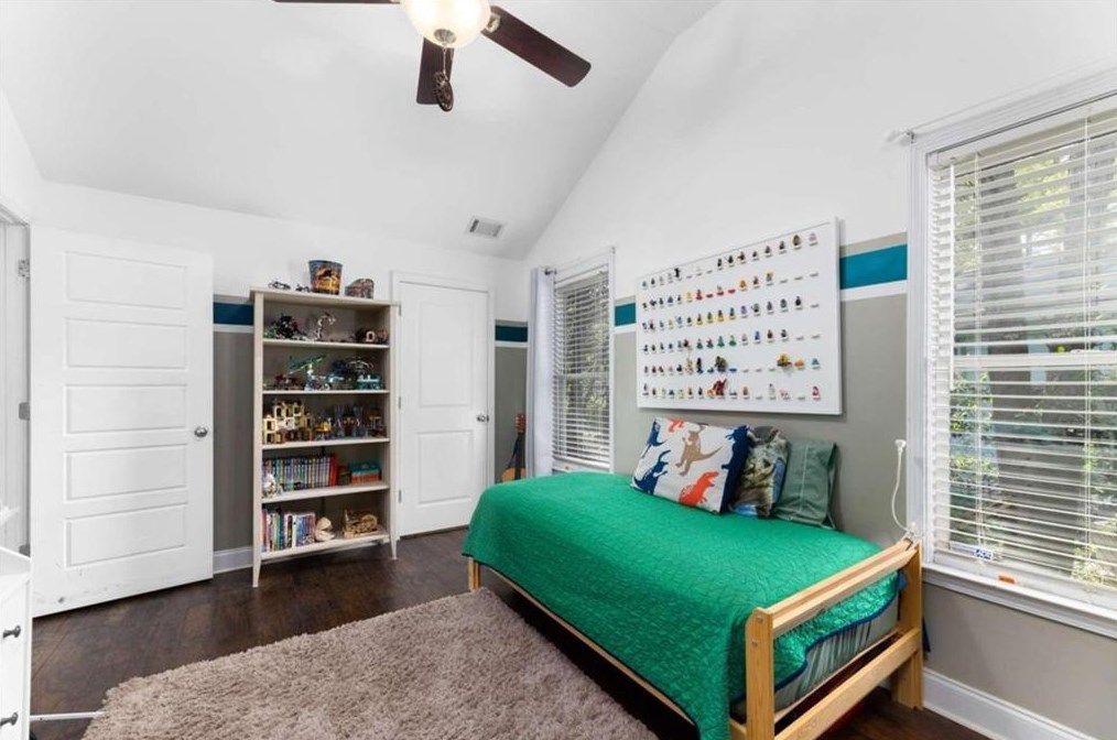 20 Walthall St, Atlanta GA  30307-2623 exterior