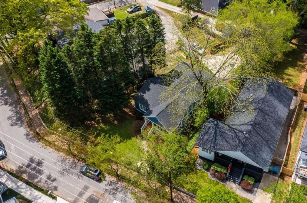 20 Walthall St, Atlanta GA  30307-2623 exterior
