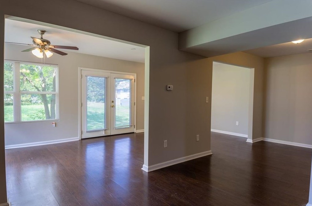 255 Country Club Dr, Jonesboro GA  30238-5751 exterior