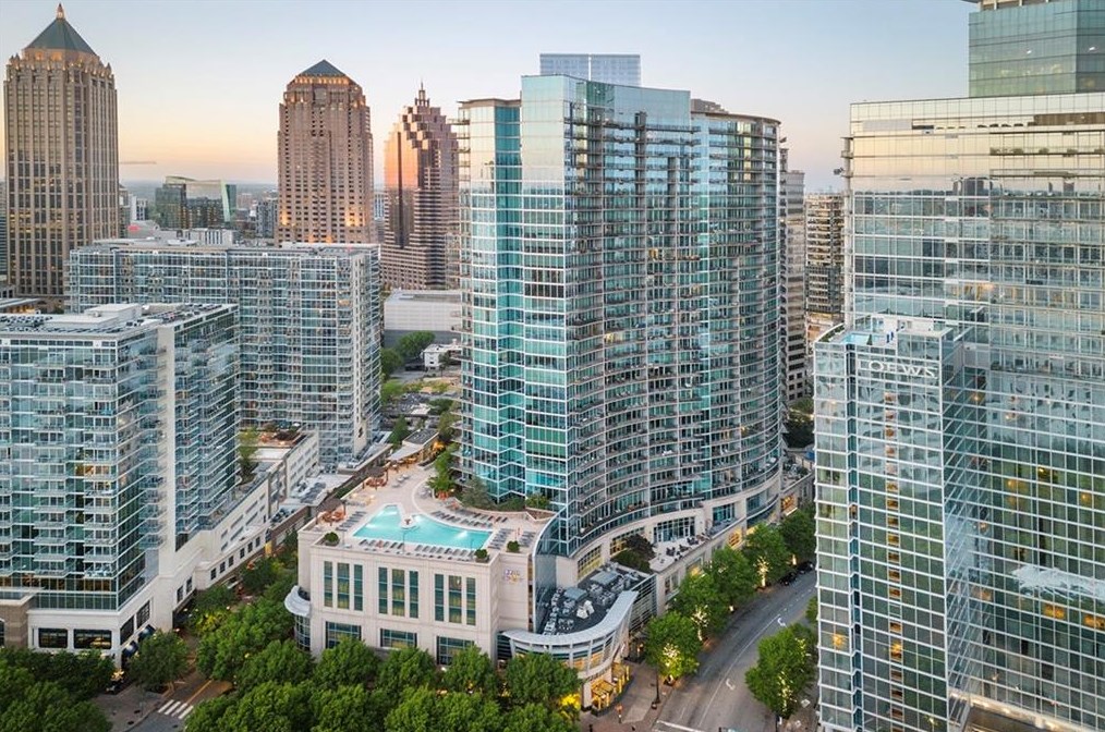 1080 Peachtree St, Atlanta GA  30309-3963 exterior