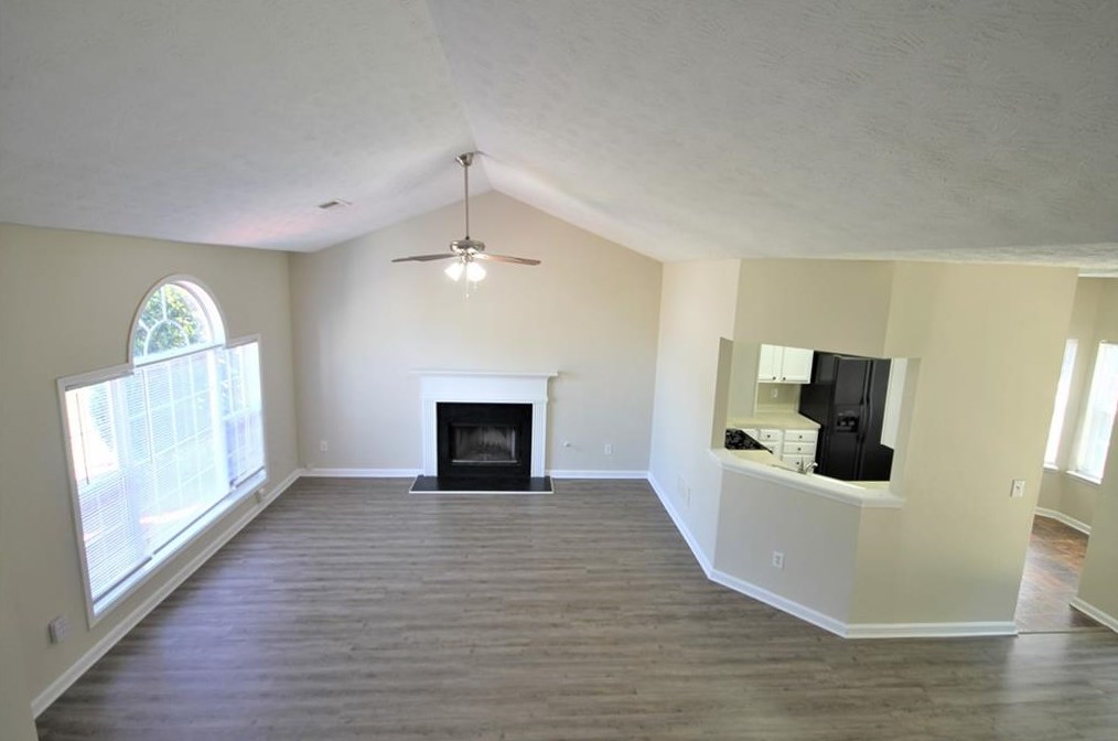 3044 Lake Park Trl, Acworth, GA 30101