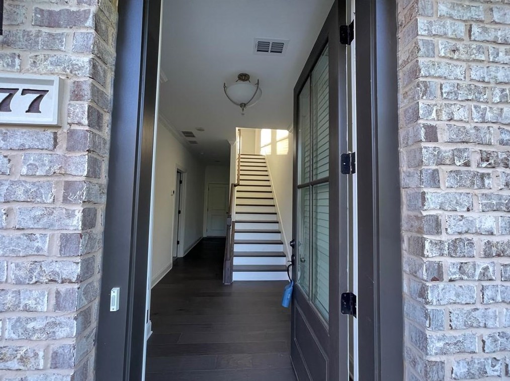 6577 Beacon Dr, Atlanta, GA 30328