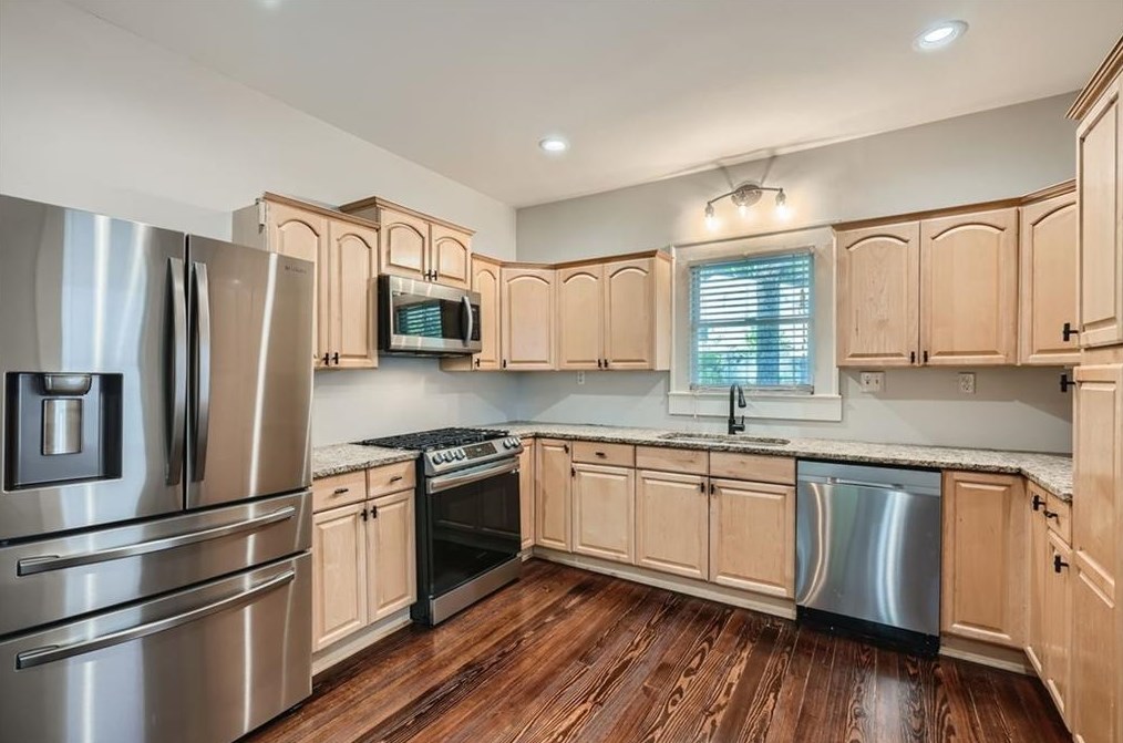 79 Vannoy St, Atlanta GA  30317-1650 exterior