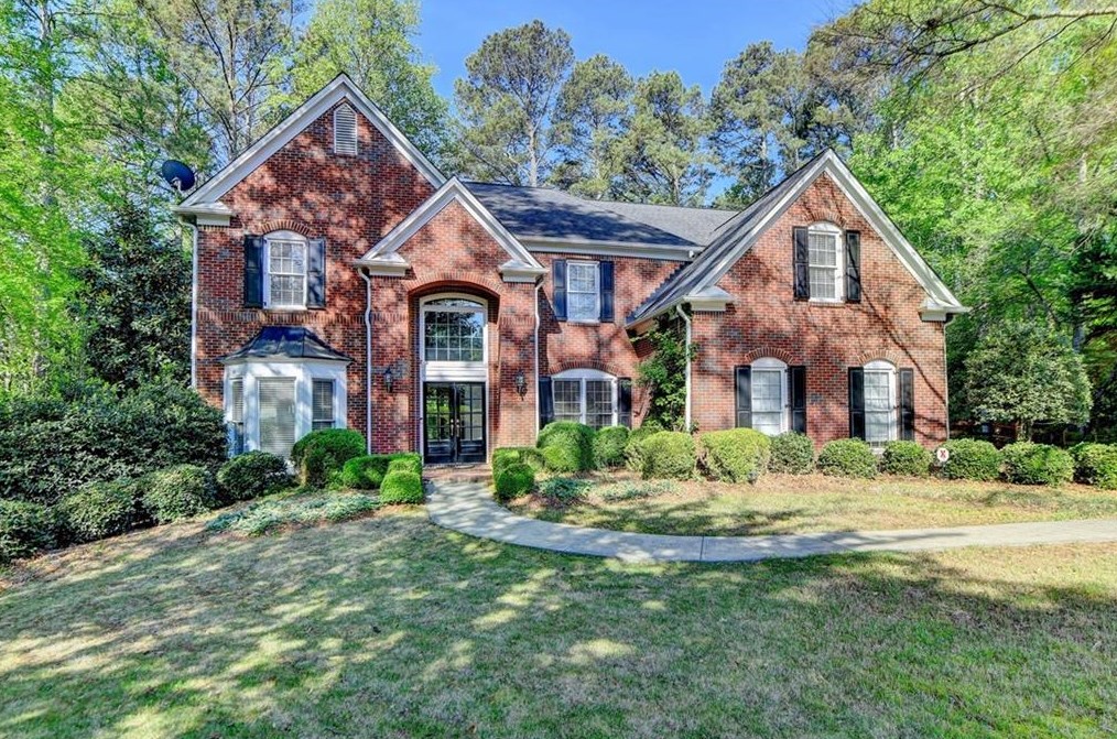 620 Hopewell Downs Dr, Alpharetta, GA 30004-2879