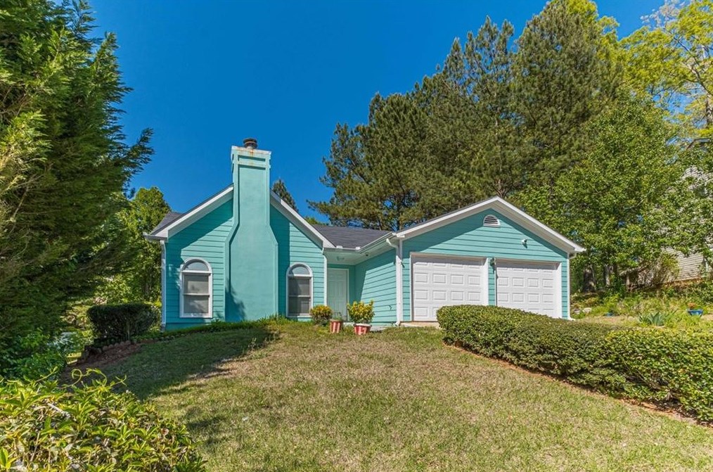380 Heathgate Dr, Lawrenceville, GA 30044-4961