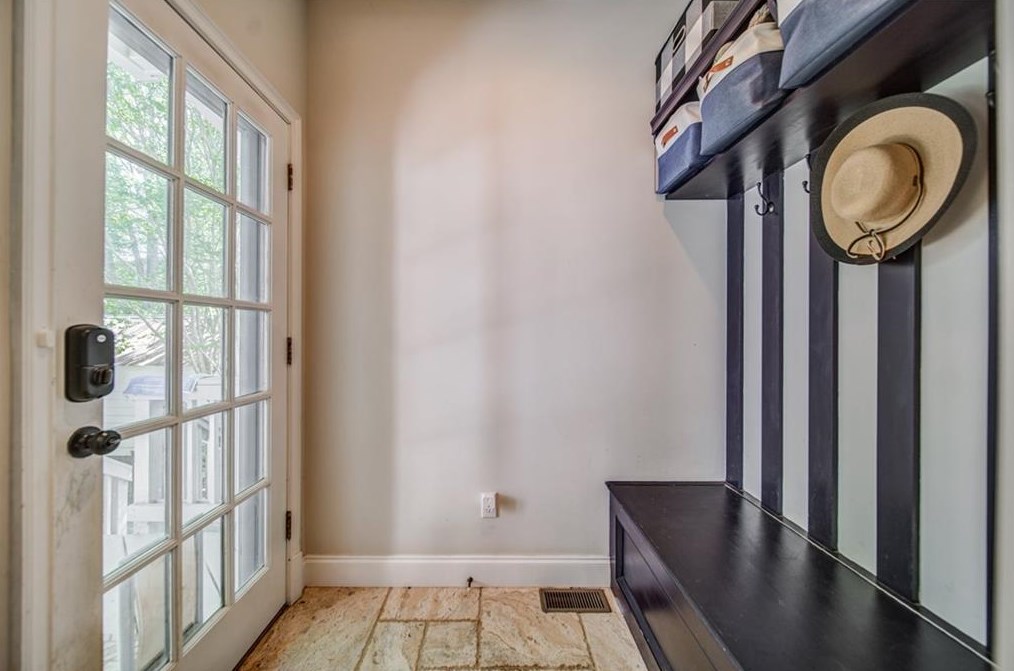 311 Lamont Dr, Decatur GA  30030-2344 exterior