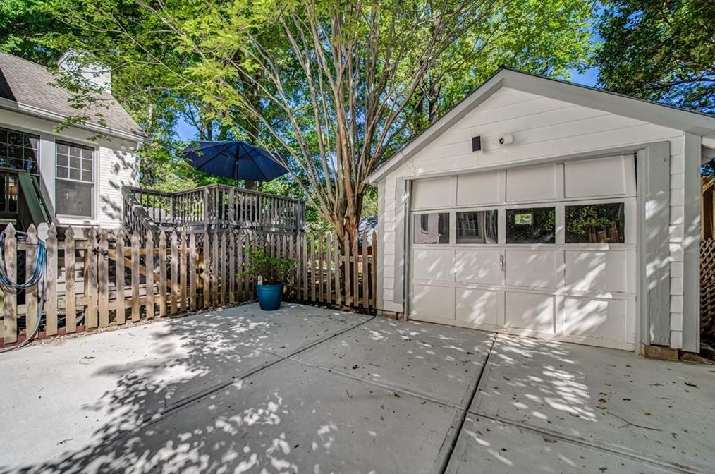 311 Lamont Dr, Decatur GA  30030-2344 exterior