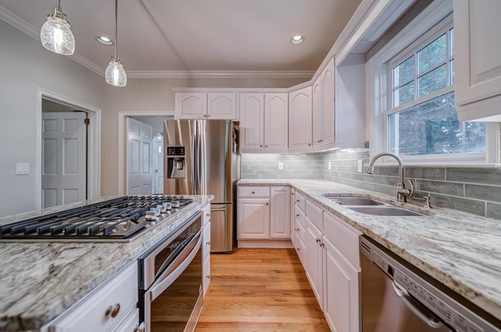 311 Lamont Dr, Decatur GA  30030-2344 exterior