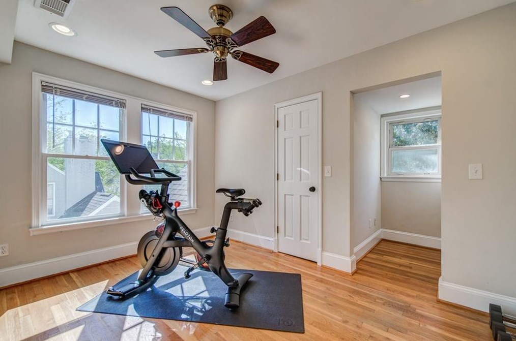 311 Lamont Dr, Decatur GA  30030-2344 exterior