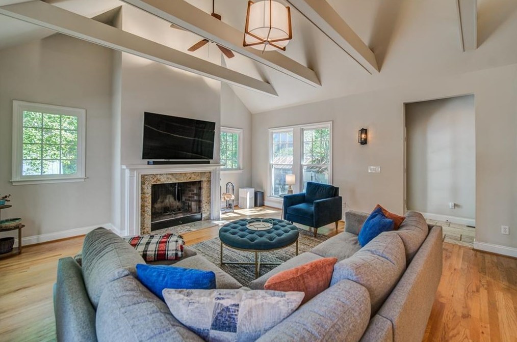 311 Lamont Dr, Decatur GA  30030-2344 exterior