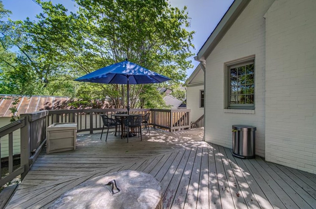 311 Lamont Dr, Decatur GA  30030-2344 exterior