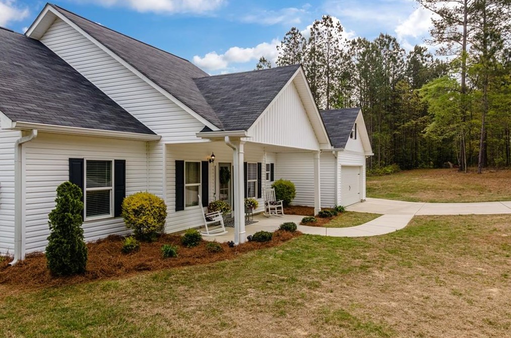 1942 Willow Springs Rd, Dallas, GA 30132-0027
